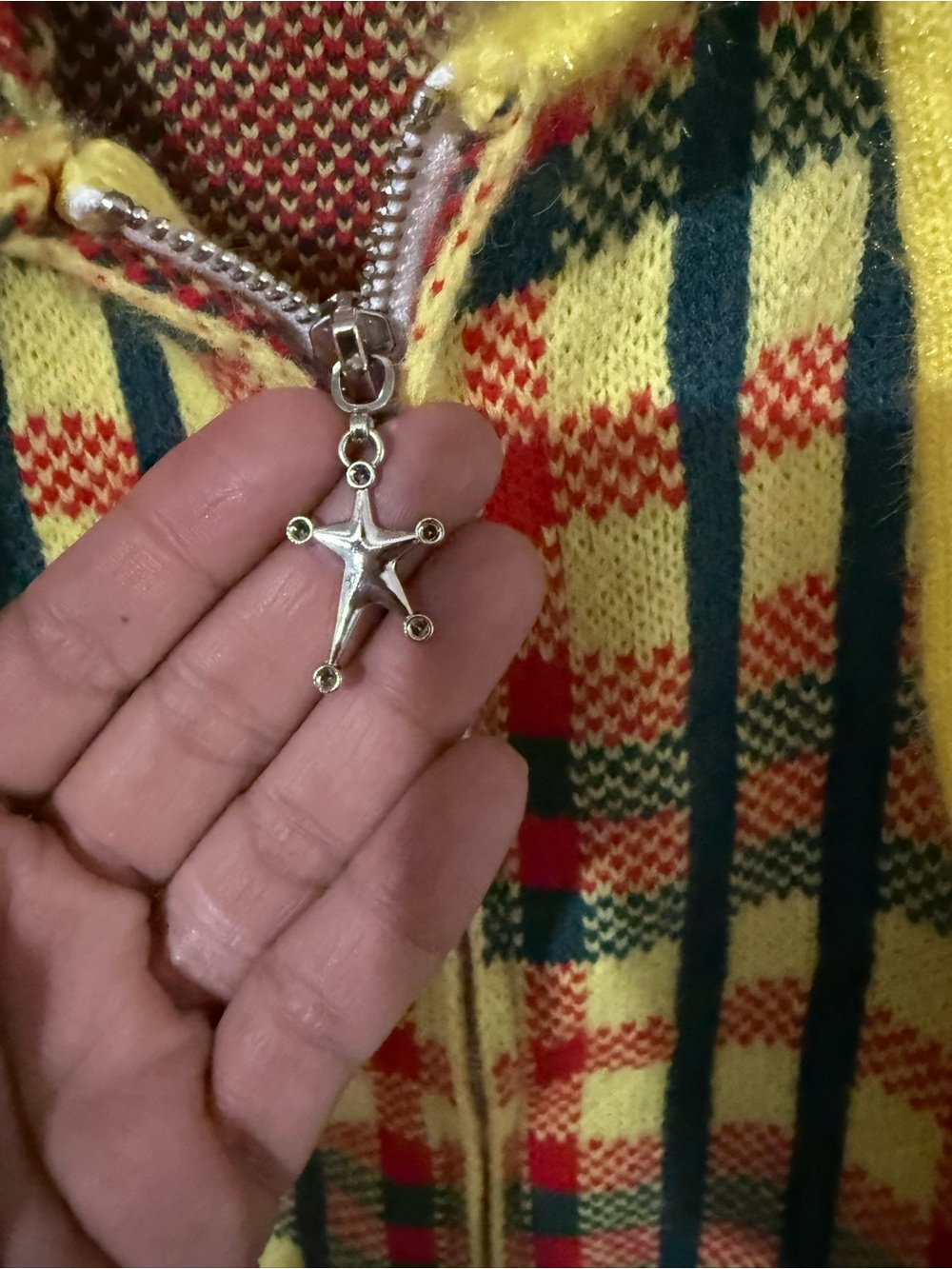ROMWE Yellow Plaid Hooded Zip Cardigan with Green & Red Details - Picture 2 of 6
